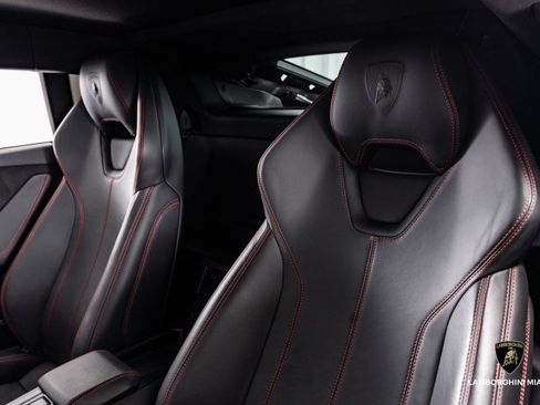 Used 2018 Lamborghini Huracan LP 580-2 image 30