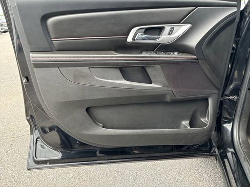 Used 2015 GMC Terrain SLE FWD image 11