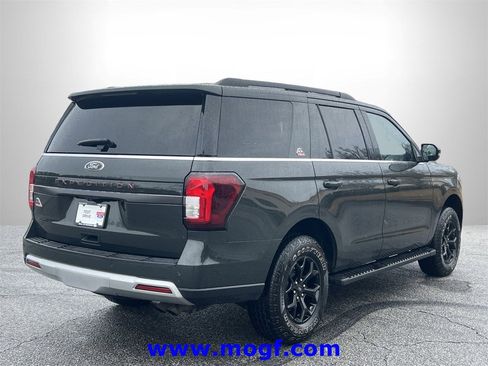 Used 2022 Ford Expedition Timberline image 3
