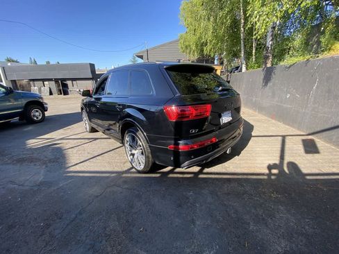 Used 2019 Audi Q7 3.0T Prestige w/ Prestige Package AWD/4WD image 4