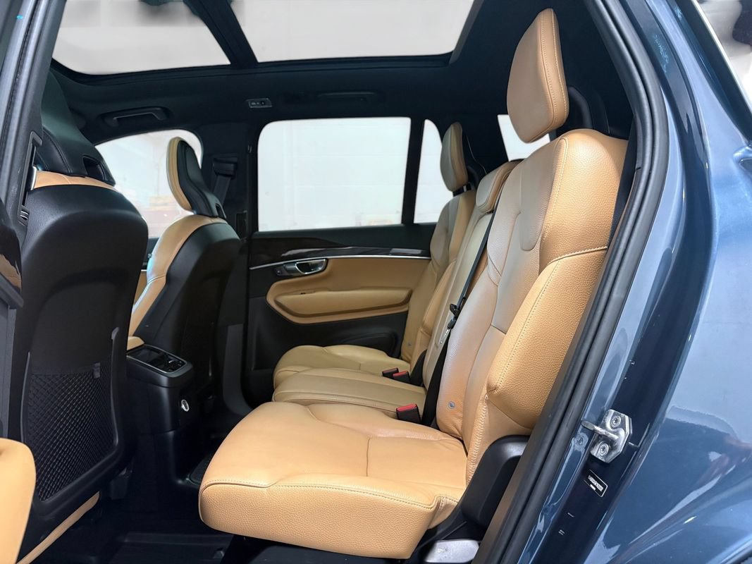 Used 2019 Volvo XC90 T8 Momentum w/ Protection Package AWD/4WD image 11