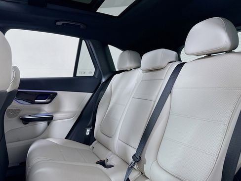 New 2026 Mercedes-Benz GLC 300 4MATIC image 7