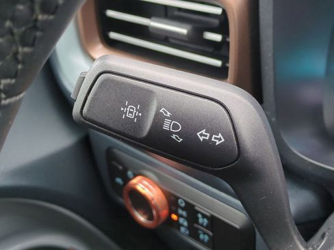 Certified 2023 Ford Maverick Lariat w/ Lariat Luxury Package image 30