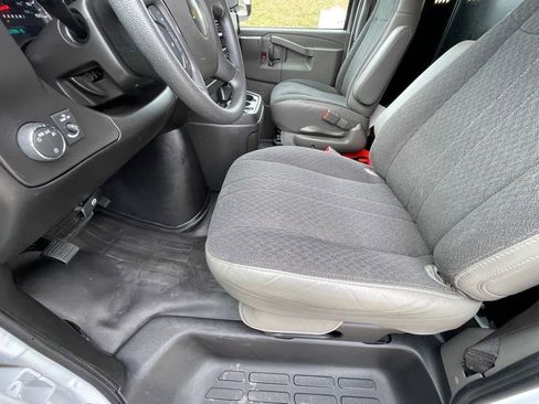Used 2024 Chevrolet Express 2500 w/ Driver Convenience Package image 19