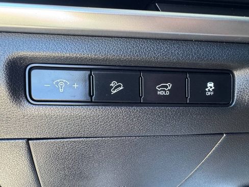 Used 2025 Kia Telluride S AWD/4WD image 25