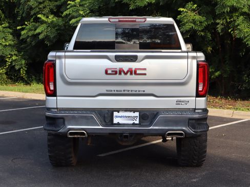 Used 2019 GMC Sierra 1500 SLT w/ SLT Premium Package AWD/4WD image 8