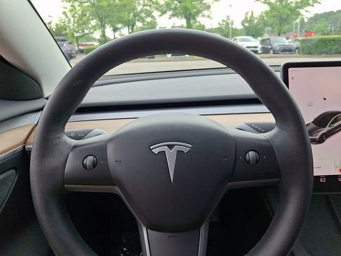 Used 2023 Tesla Model 3 Standard Range RWD image 21