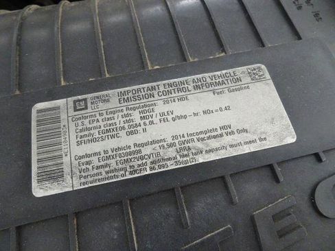 Used 2014 GMC Savana 3500 image 32