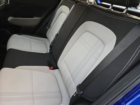 Used 2023 Hyundai Venue SEL FWD image 18