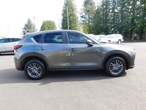Used 2017 MAZDA CX-5 Touring w/ Preferred Equipment Package AWD/4WD image 23