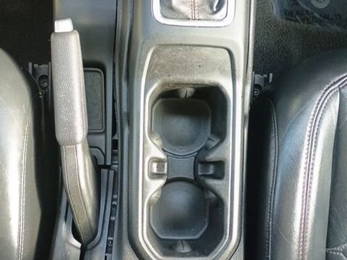 Used 2021 Jeep Wrangler Unlimited Rubicon image 31