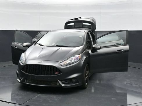 Used 2018 Ford Fiesta ST FWD image 46