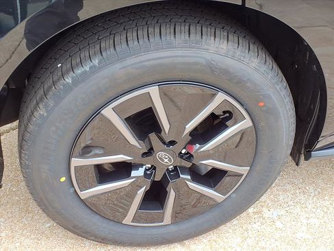 New 2026 Subaru Solterra Premium image 15