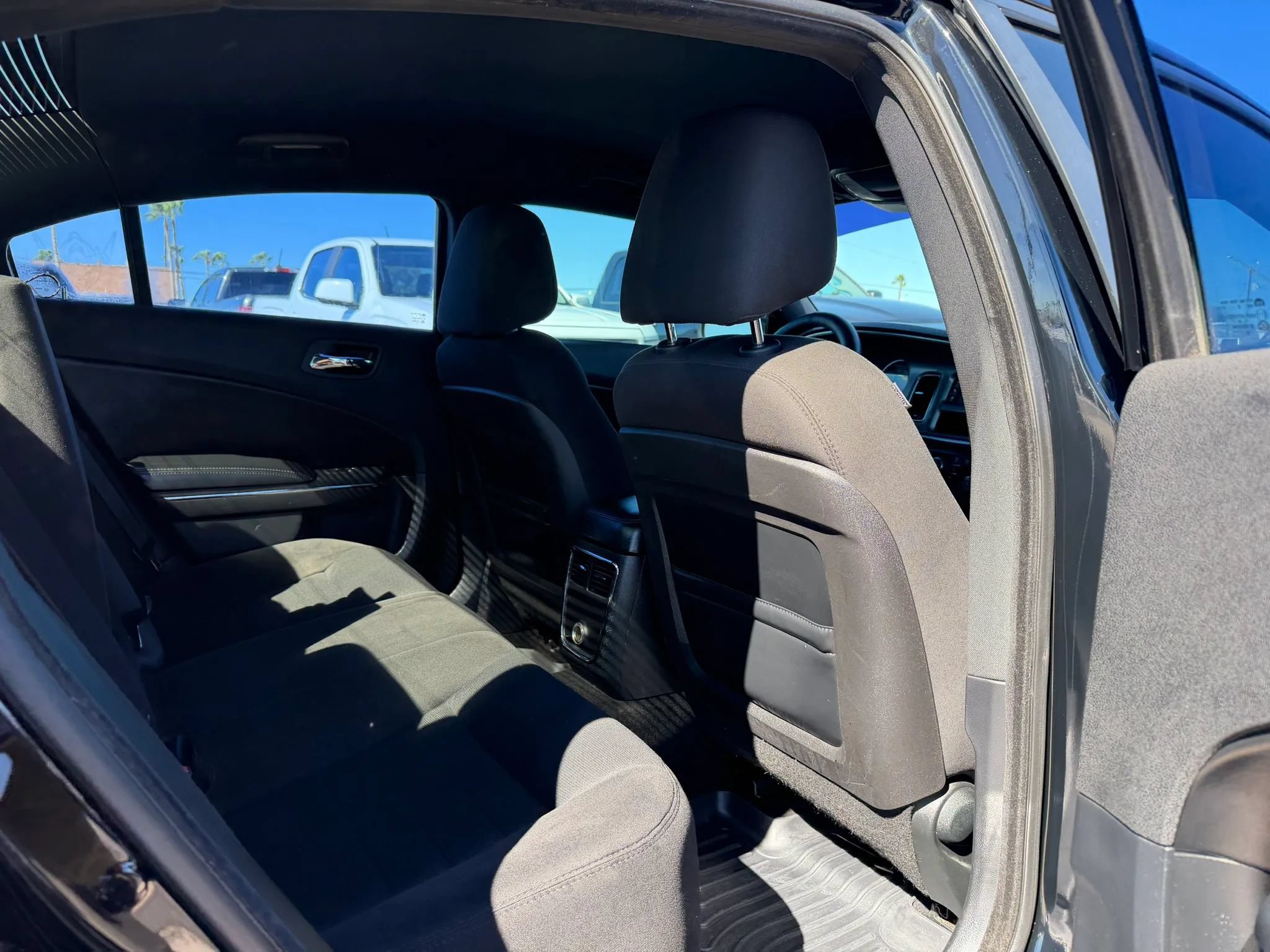 Used 2013 Dodge Charger SE RWD image 28