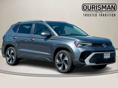 New 2025 Volkswagen Taos SE