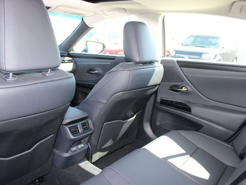 Certified 2025 Lexus ES 350 w/ Premium Package FWD image 9
