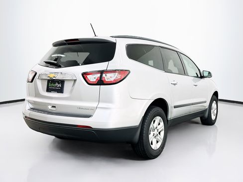 Used 2015 Chevrolet Traverse LS FWD image 9