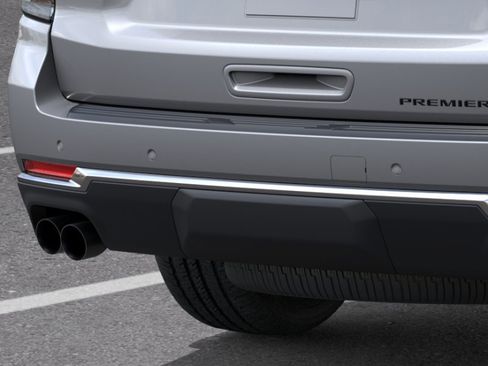 New 2026 Chevrolet Suburban Premier AWD/4WD image 38