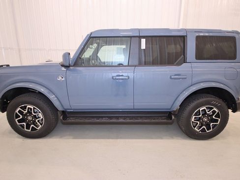 New 2025 Ford Bronco Outer Banks image 5