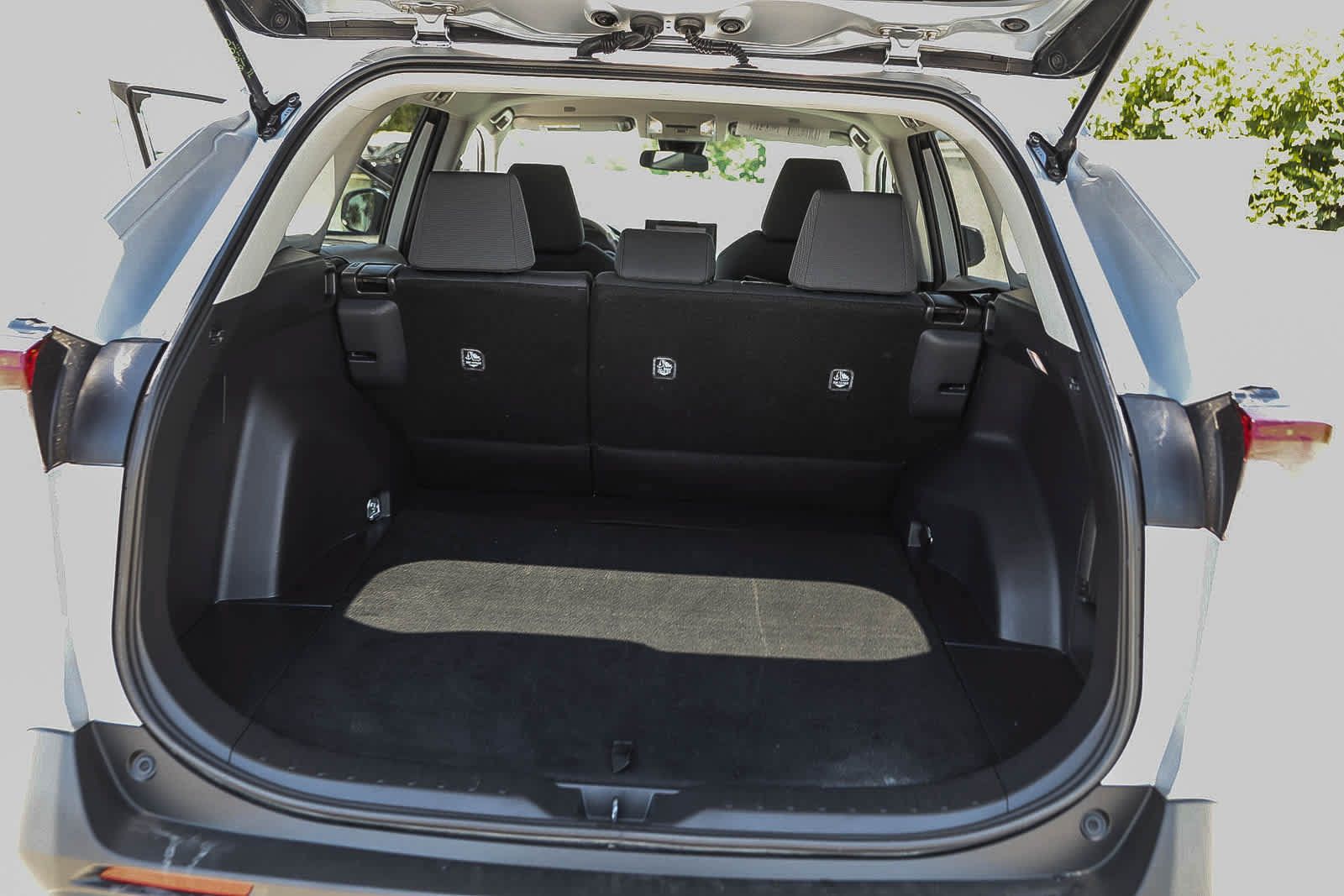 Certified 2025 Toyota RAV4 XLE AWD/4WD image 24