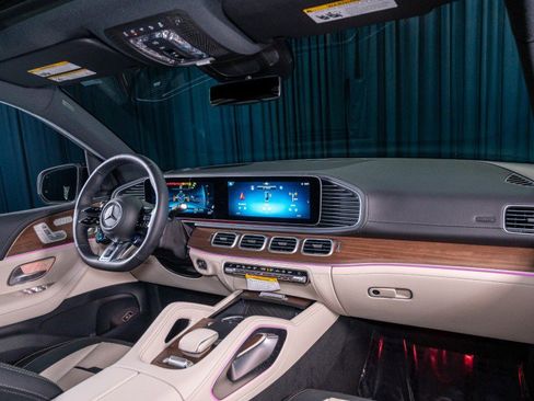 New 2026 Mercedes-Benz GLE 53 AMG 4MATIC image 4