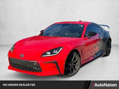 Used 2022 Toyota GR86 Premium w/ ALL Weather Mat Package (TMS) RWD image 1
