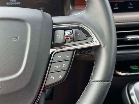 Used 2023 Lincoln Nautilus Reserve AWD/4WD image 26