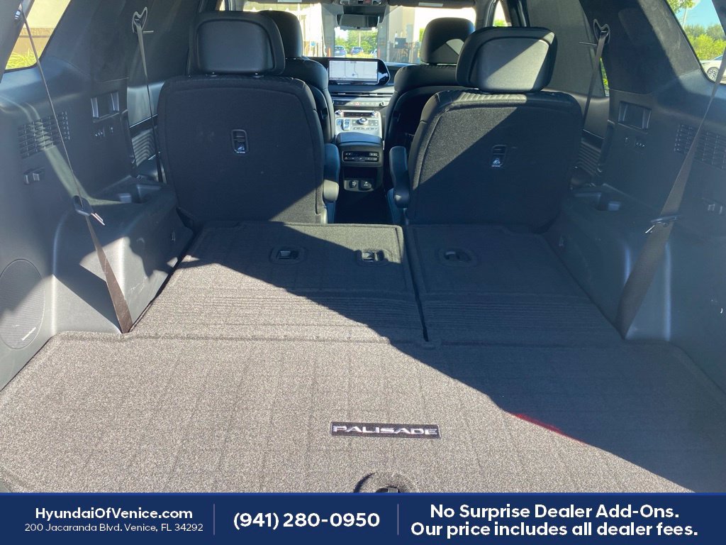 Certified 2024 Hyundai Palisade Calligraphy FWD image 24
