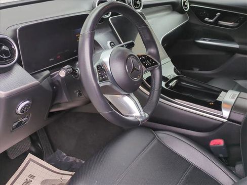 Used 2023 Mercedes-Benz GLC 300 4MATIC image 10