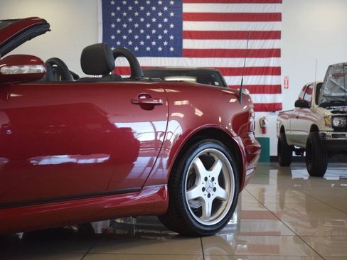 Used 2004 Mercedes-Benz SLK 230 image 10