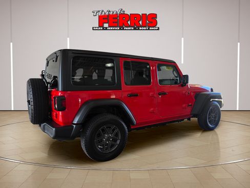 Used 2024 Jeep Wrangler Unlimited Sport AWD/4WD image 6
