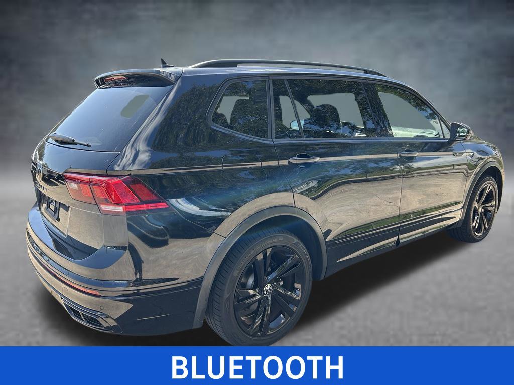 Certified 2023 Volkswagen Tiguan SE R-Line FWD image 7