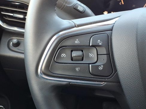 Used 2024 Buick Envista Avenir image 17