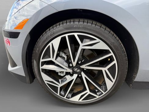 Certified 2024 Hyundai Ioniq 6 SEL image 9