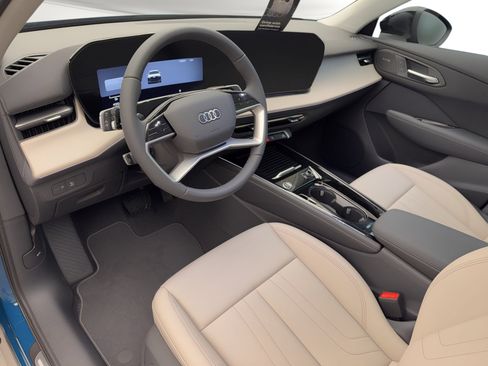 New 2026 Audi Q3 quattro 2.0T AWD/4WD image 4