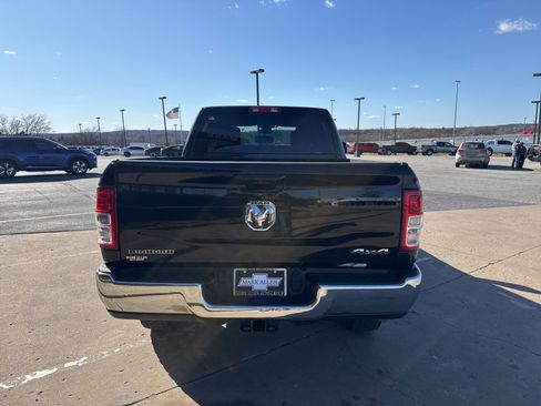 Used 2022 RAM 2500 Big Horn image 4