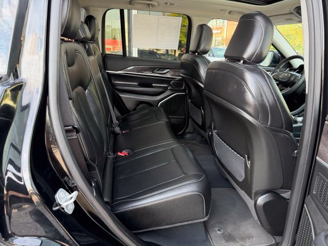 Used 2023 Jeep Grand Cherokee 4WD 4xe image 24
