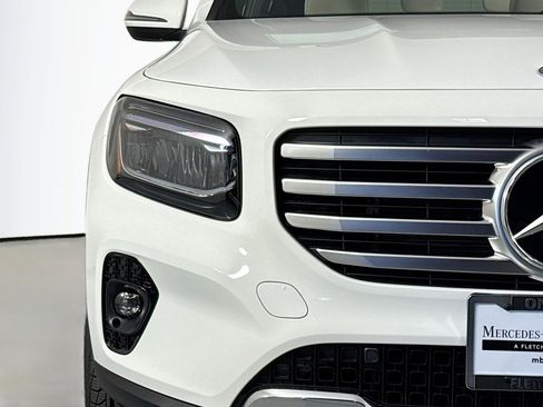 New 2026 Mercedes-Benz GLB 250 image 13