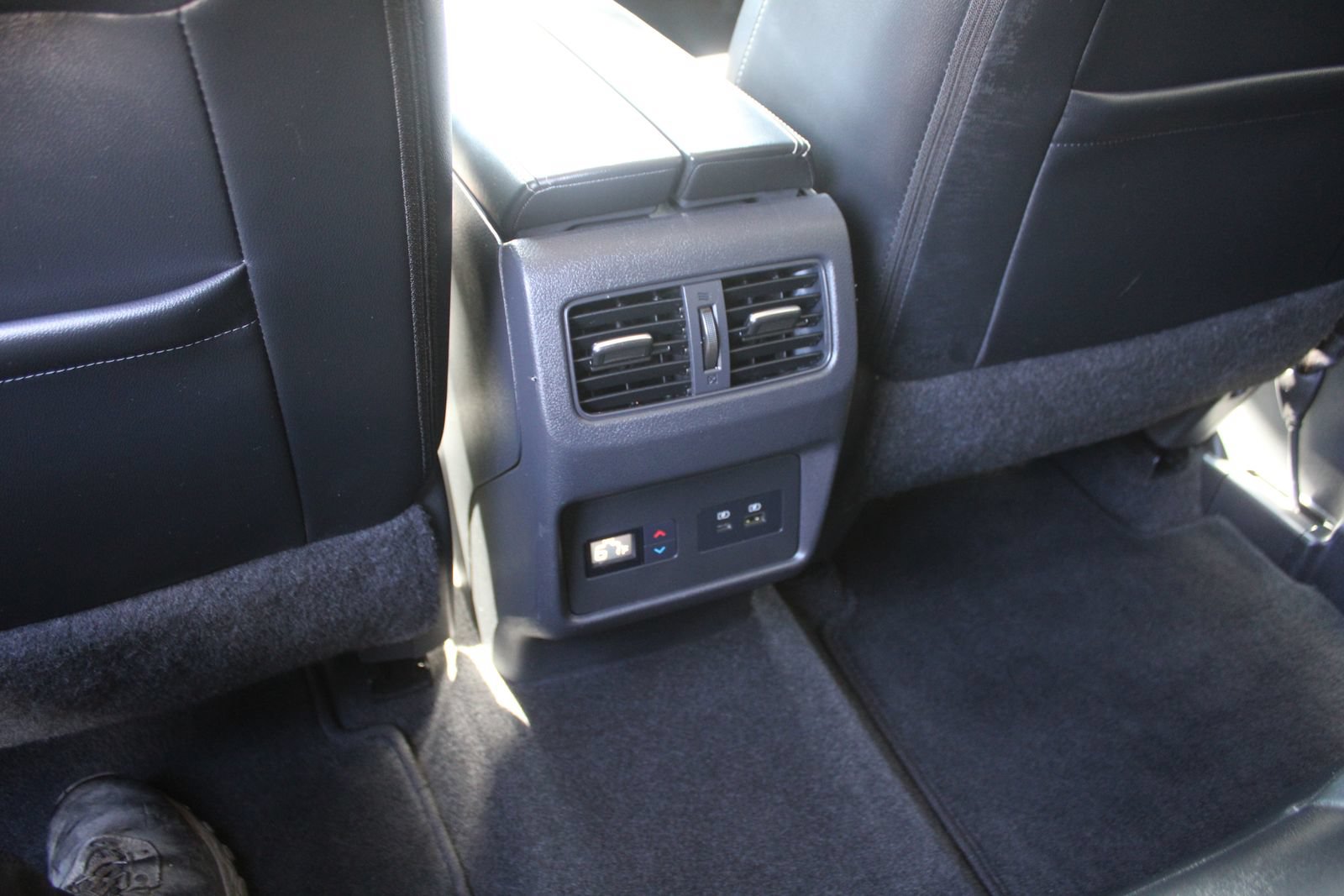 Used 2021 Nissan Rogue SL FWD image 26