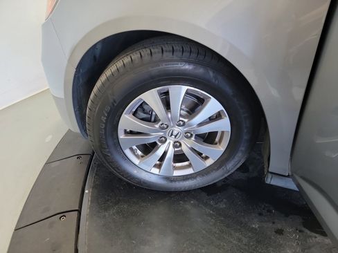 Used 2016 Honda Odyssey EX-L image 30