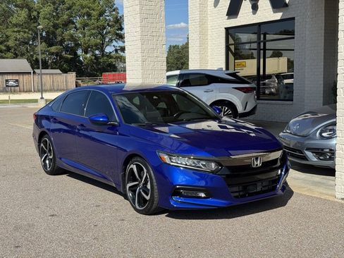 Used 2020 Honda Accord Sport image 17