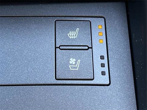 Certified 2025 Lexus IS 350 F Sport w/ Navigation Package image 39