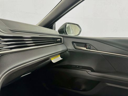 New 2026 Toyota Camry SE FWD image 33