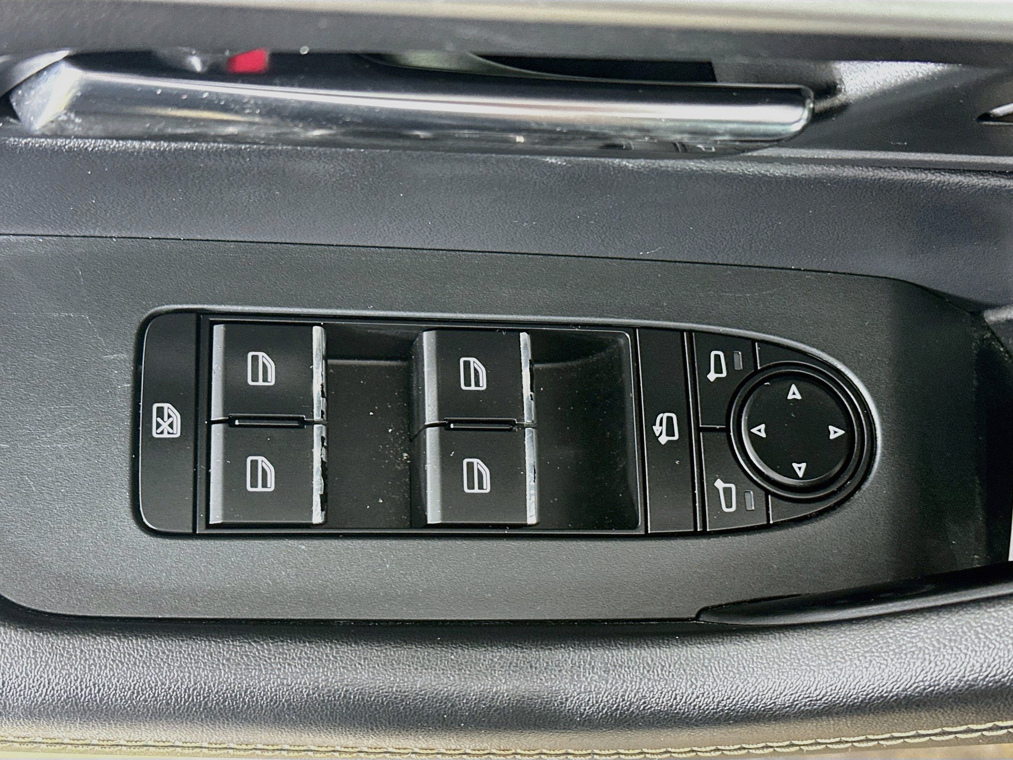Used 2024 MAZDA CX-90 Plug-In Hybrid w/ Premium Plus AWD/4WD image 15