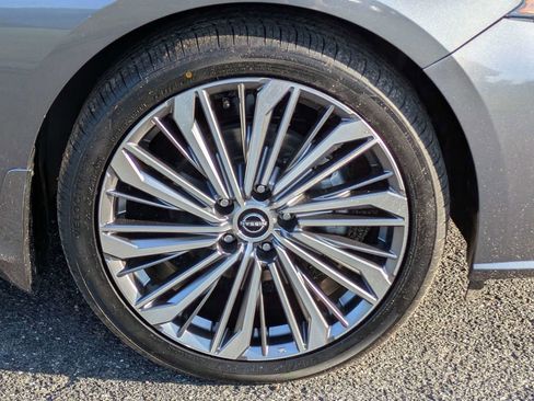 Used 2023 Nissan Altima 2.5 SL AWD/4WD image 11