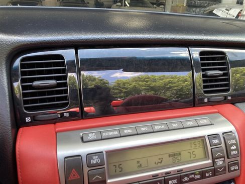 Used 2007 Lexus SC 430 Convertible RWD image 25