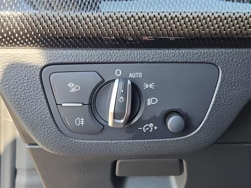 Used 2021 Audi SQ5 Premium Plus w/ Premium Plus Package image 23