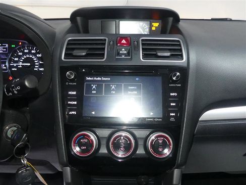 Used 2018 Subaru Forester 2.5i Premium image 37