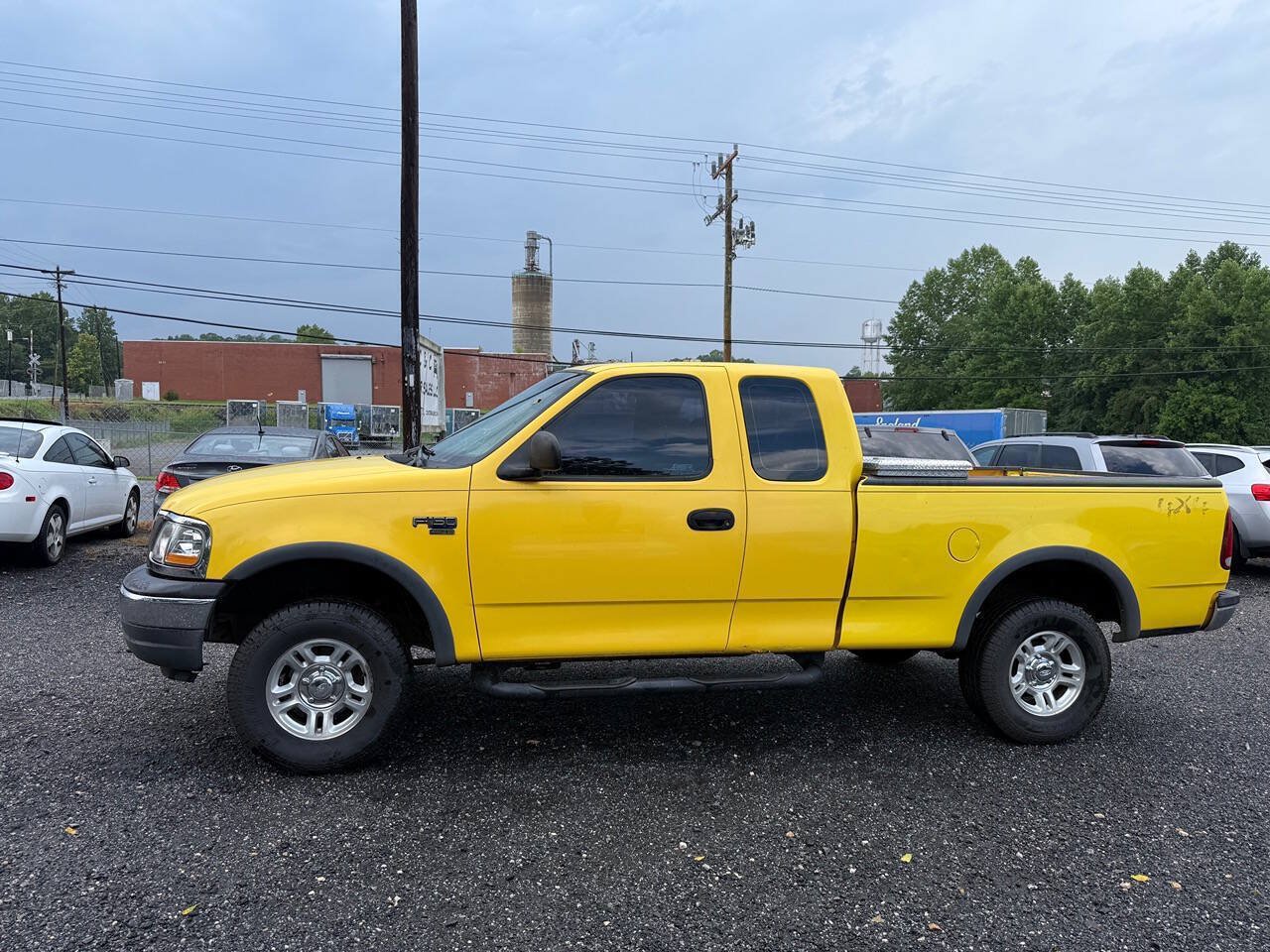 Used 1998 Ford F150 4x4 SuperCab image 2