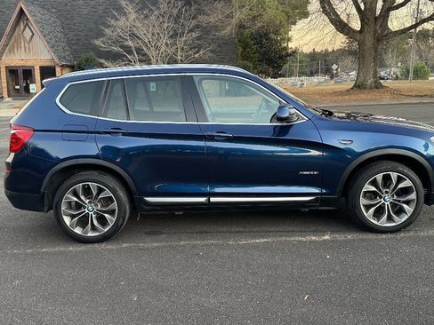 Used 2017 BMW X3 xDrive28i image 9
